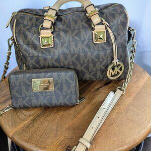 Michael Kors Grayson Medium logo embossed patent satchel w/ dust bag & wallet